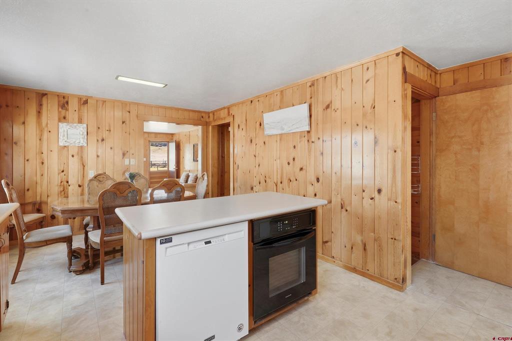 2520 E Highway 160 Property Photo 10