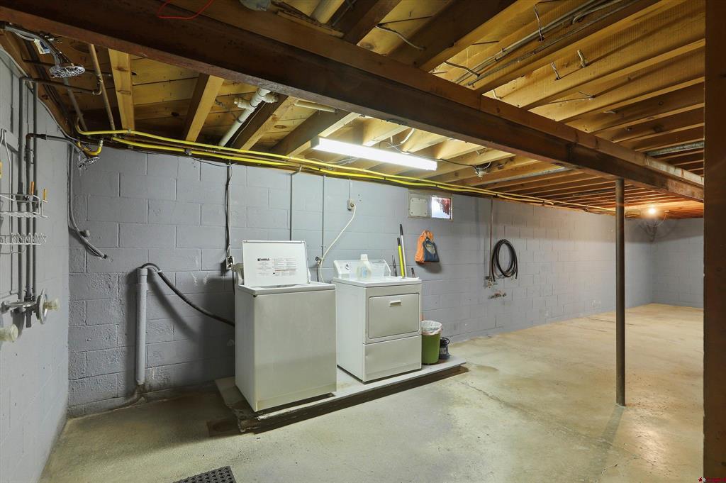 2520 E Highway 160 Property Photo 30