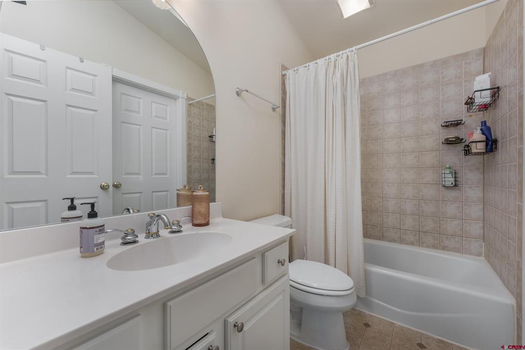 460 E Valley View Drive Property Photo 15