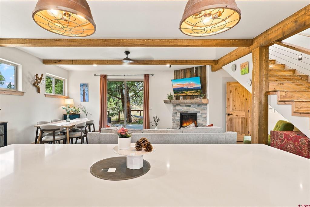 15 Mansions Circle Property Photo 6