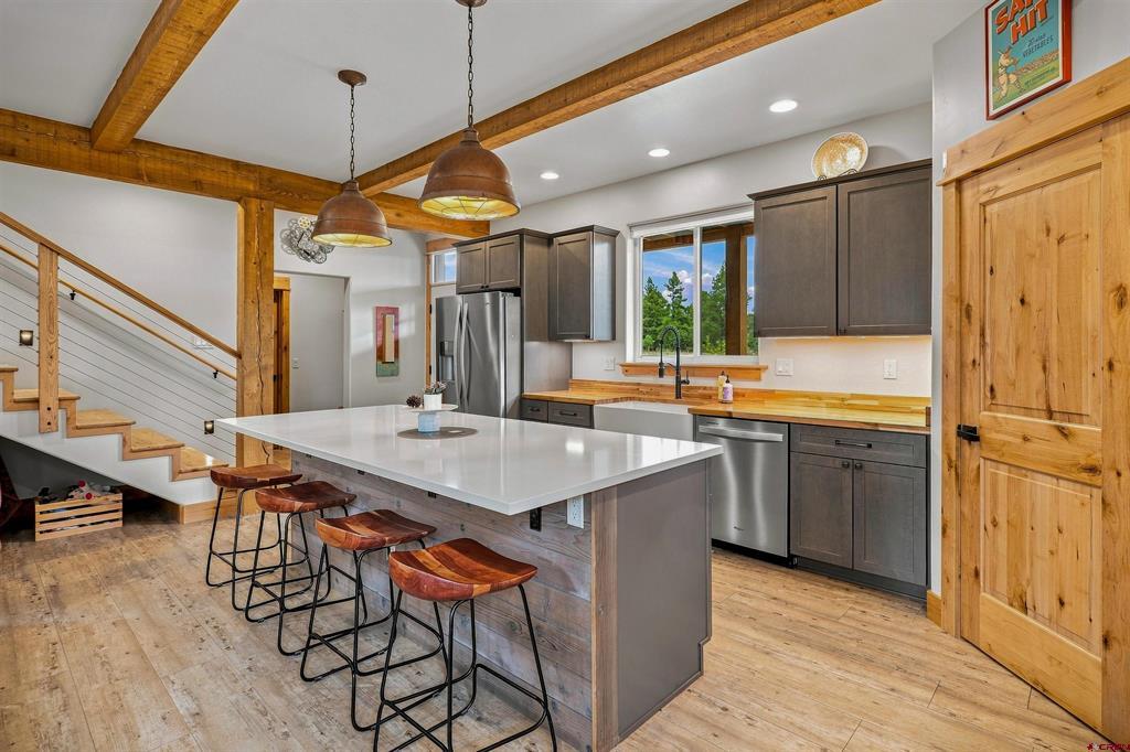 15 Mansions Circle Property Photo 9