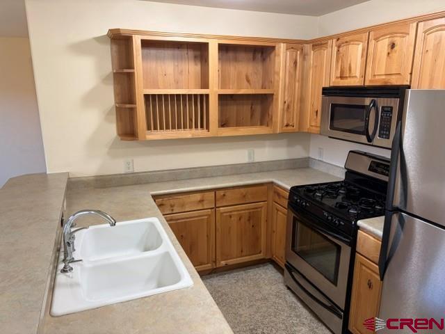 520 Redcliff Circle Property Photo 4