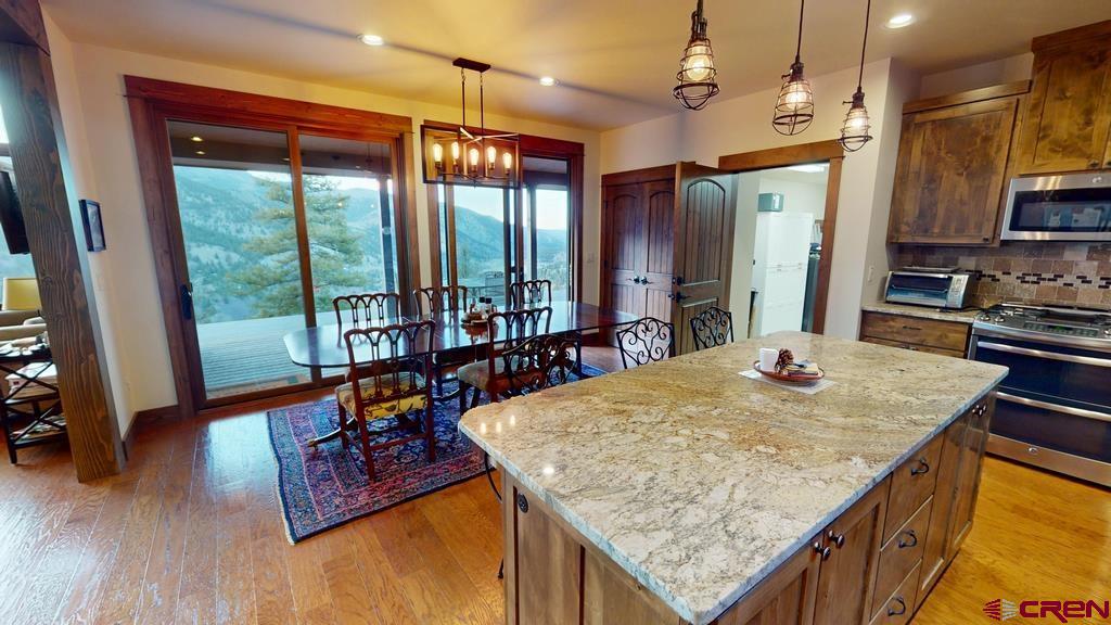 1301 Red Mountain Drive Property Photo 14