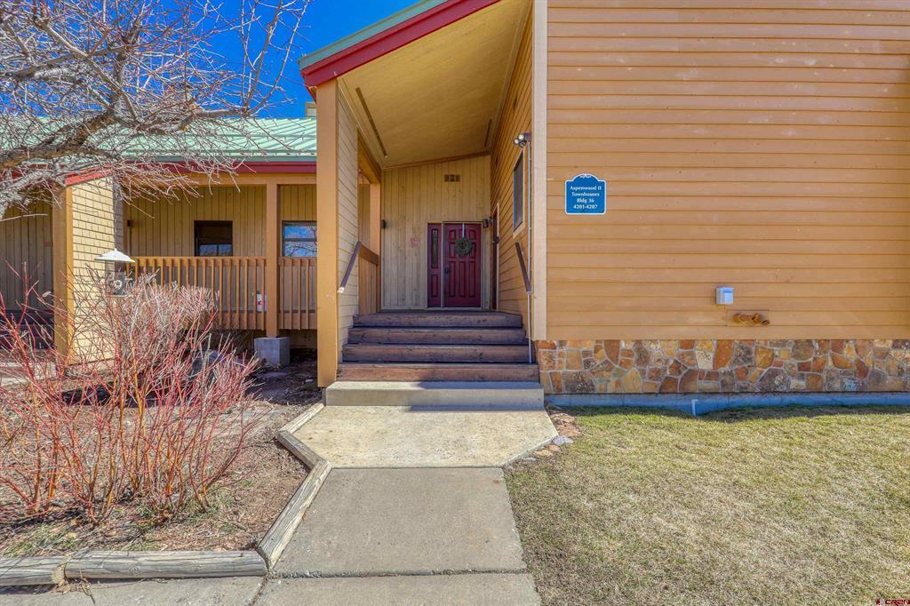 247 Davis Cup Property Photo 1