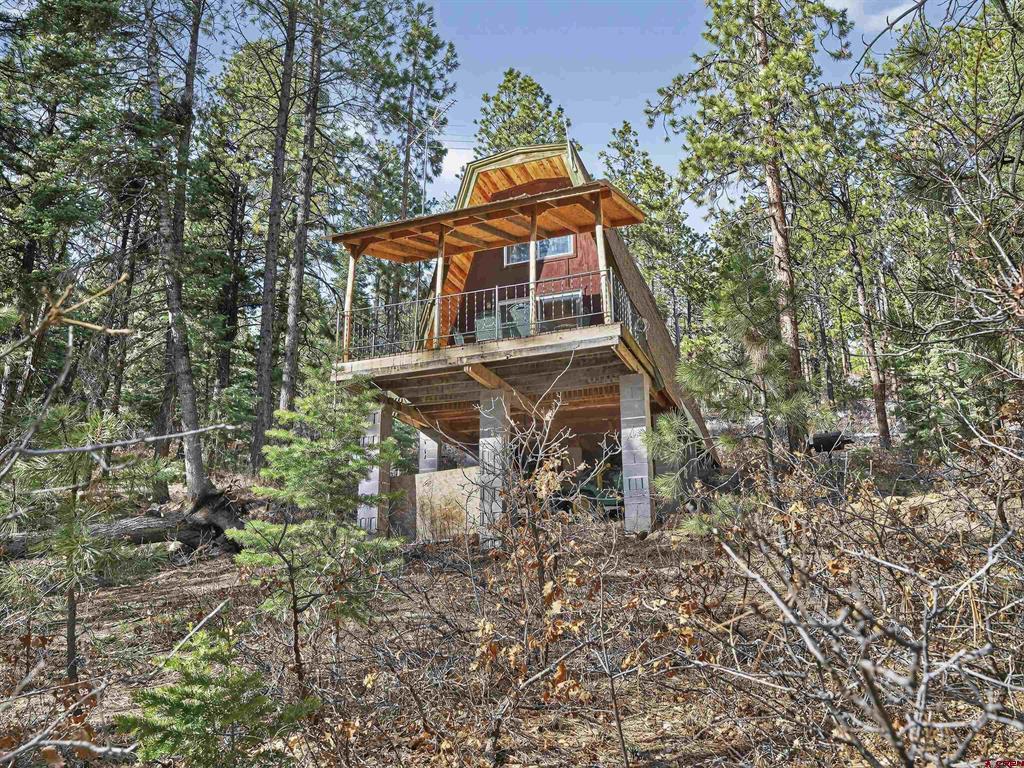 923 Groves Drive Property Photo 14