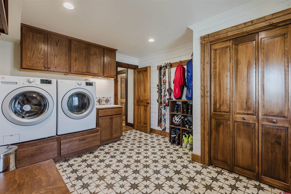 157 S 6th Street Property Photo 24
