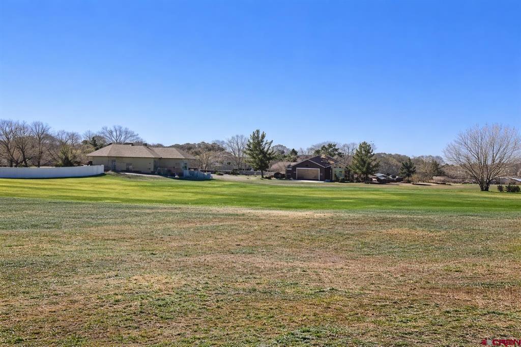 940 Se Fairway Drive Property Photo 1