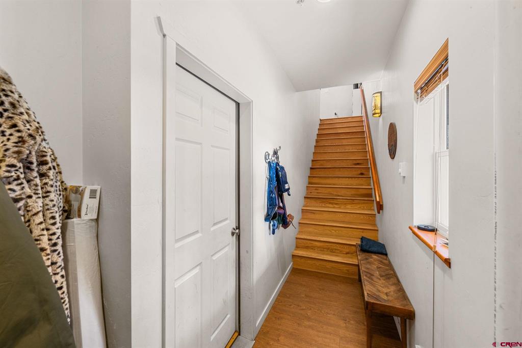 709 W New York Avenue Property Photo 3