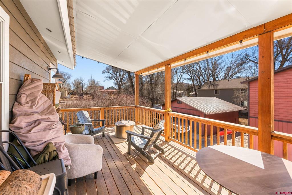 709 W New York Avenue Property Photo 12