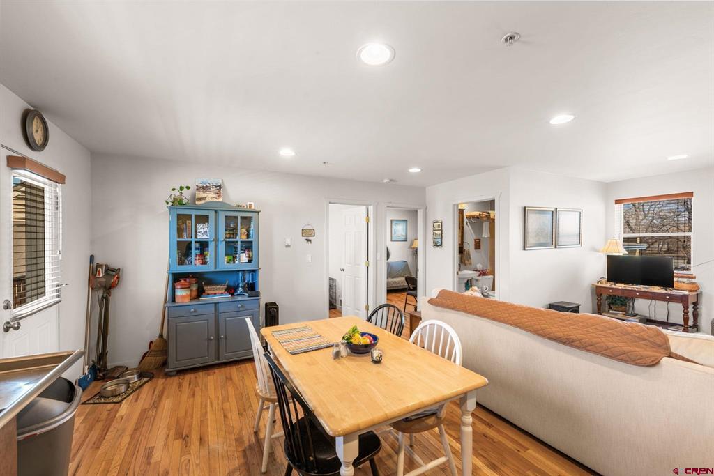709 W New York Avenue Property Photo 31
