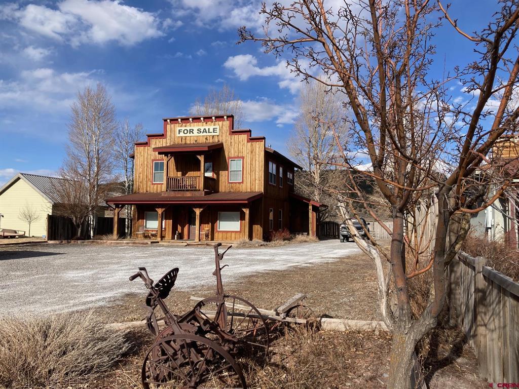 400 Palomino Trail Property Photo 1