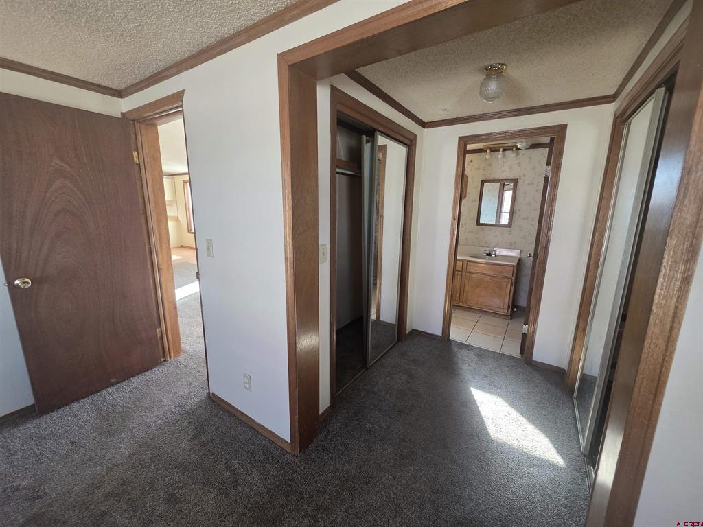 232 Arapahoe Road Property Photo 12