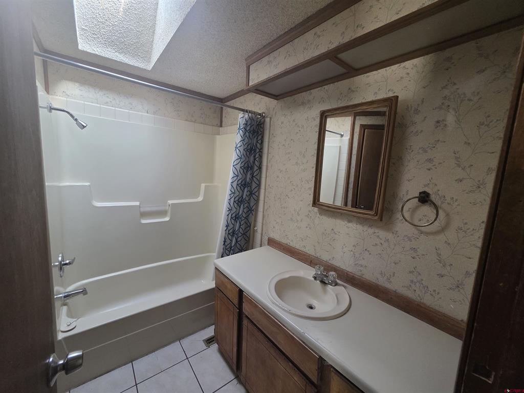 232 Arapahoe Road Property Photo 17