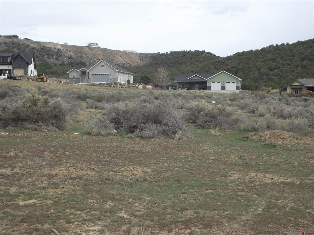 735 Se Pinyon Street Property Photo 10