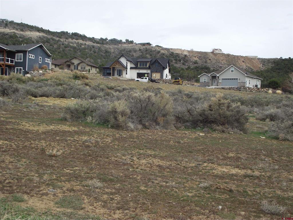 735 Se Pinyon Street Property Photo 11
