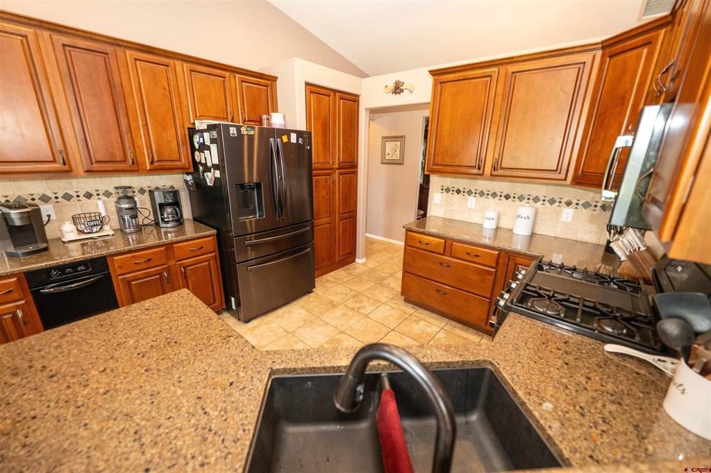 502 Holly Drive Property Photo 17