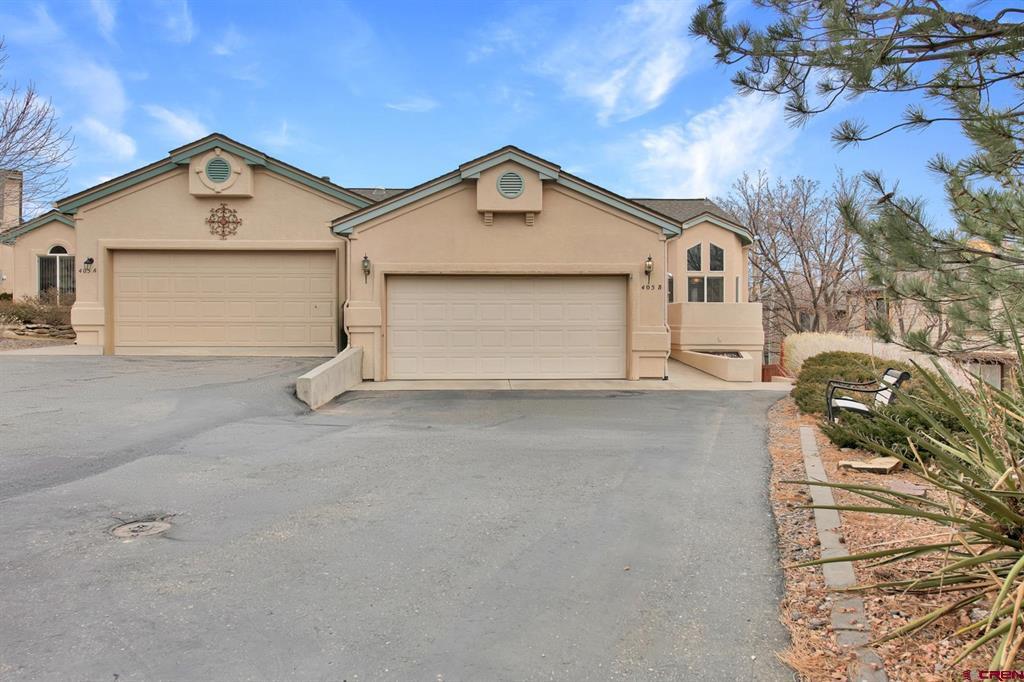 405 Sand Cliff Court Property Photo 1