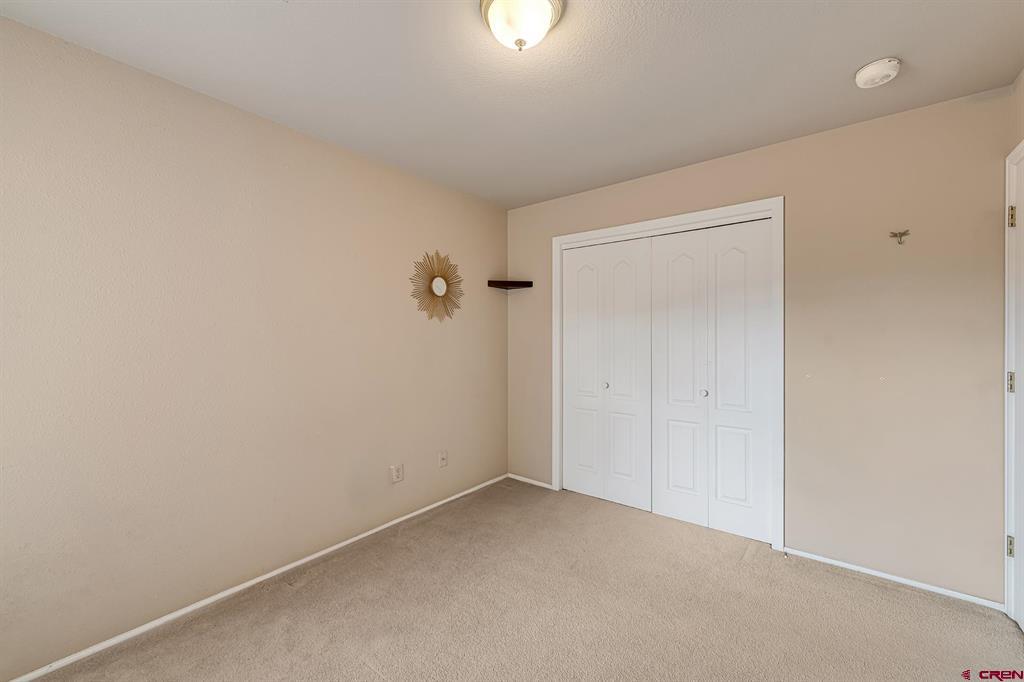 405 Sand Cliff Court Property Photo 21