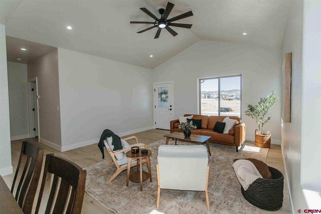 1629 Fivemile Creek Avenue Property Photo 4