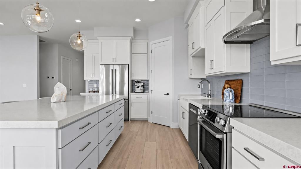 3802 Aspen Grove Lane Property Photo 4