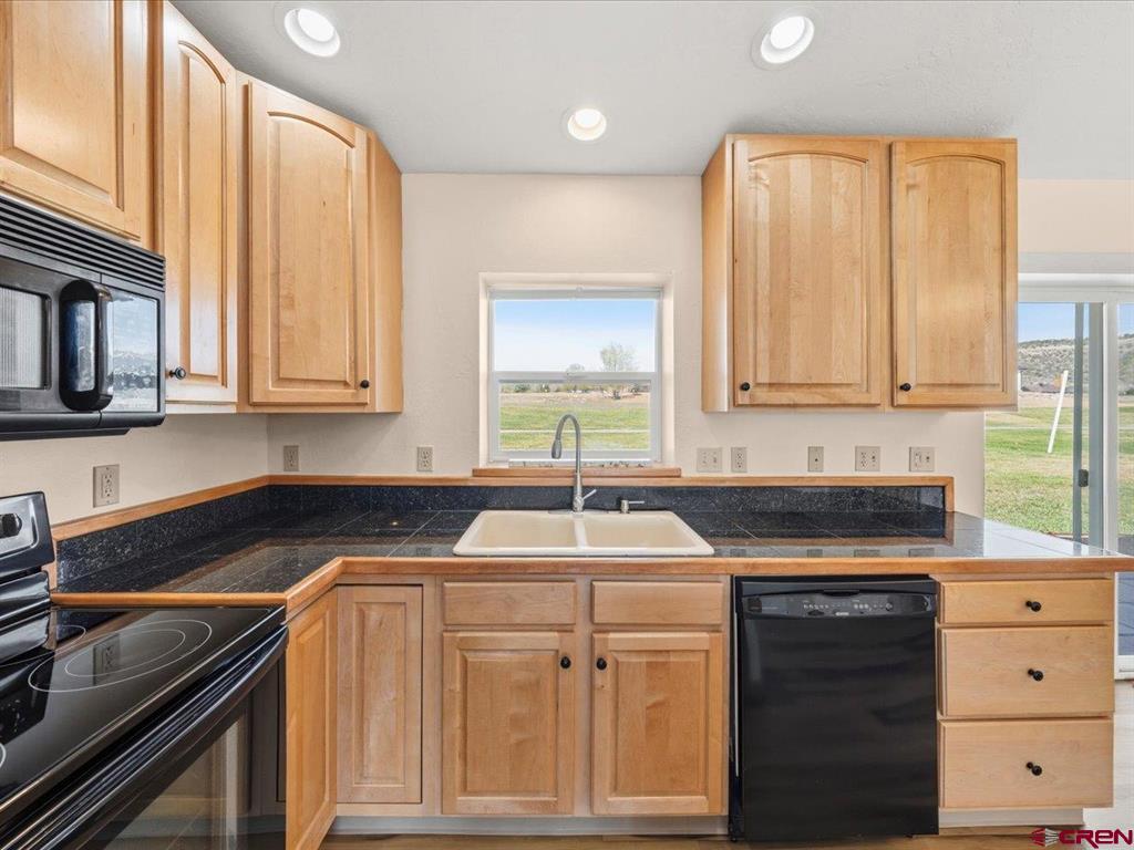 404 Se Birdie Circle Property Photo 13