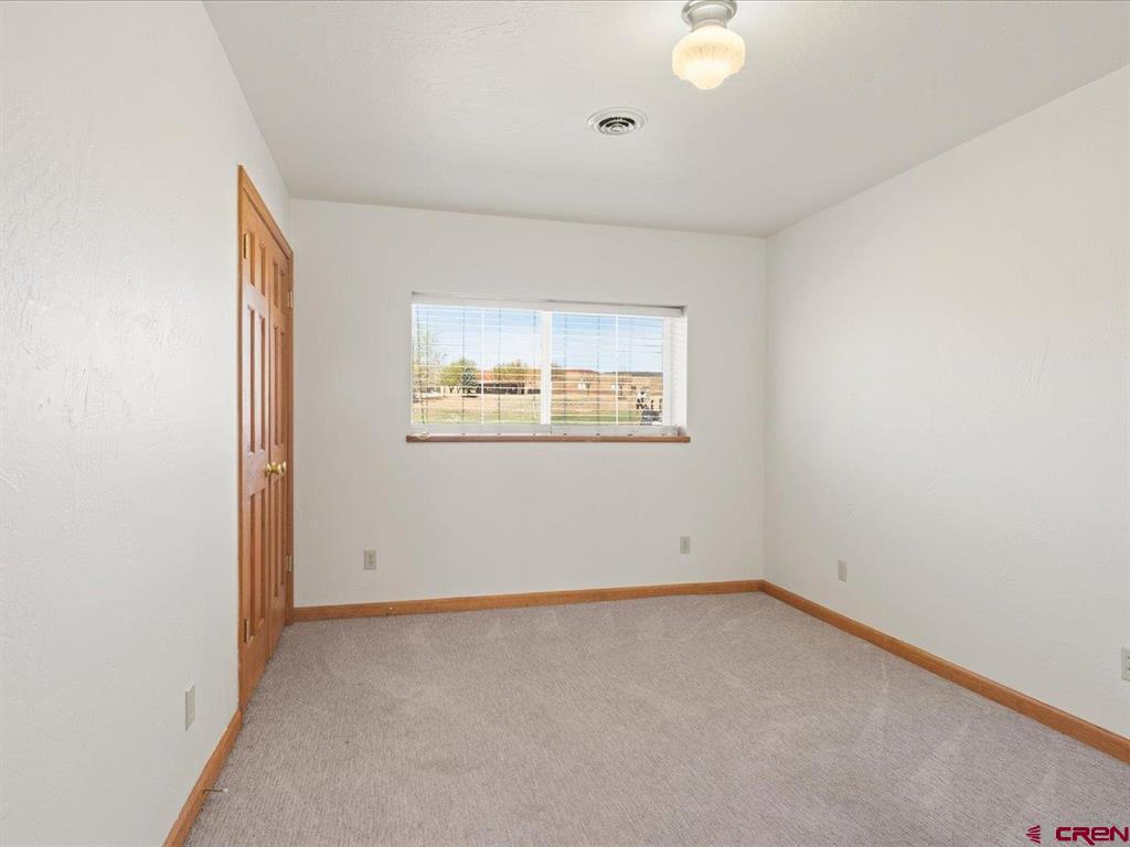 404 Se Birdie Circle Property Photo 29