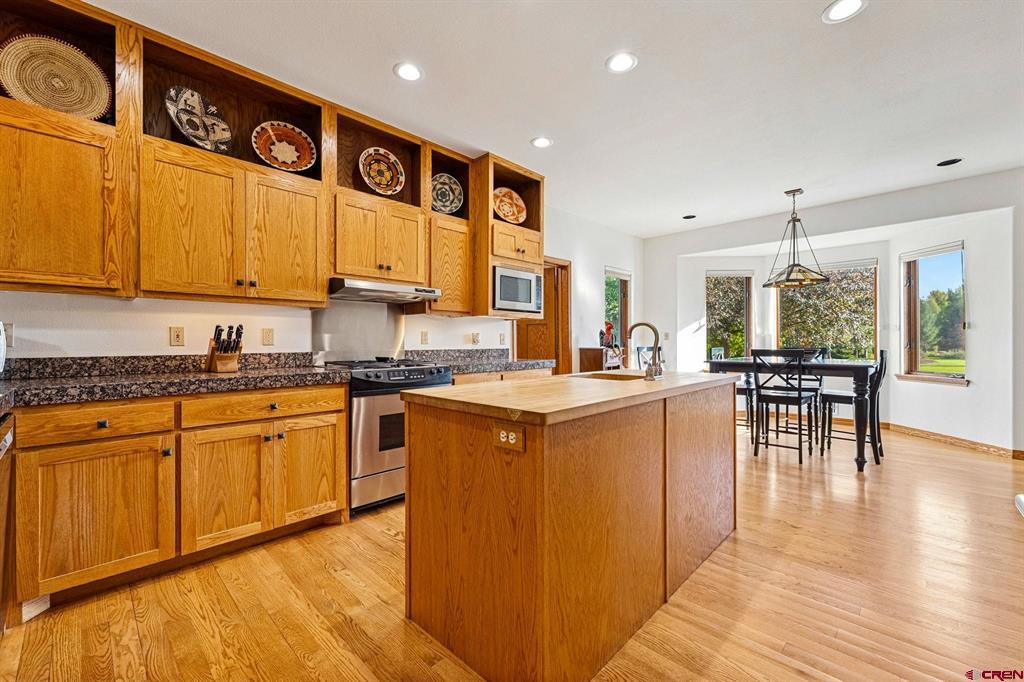 345 Red Rock Road Property Photo 8