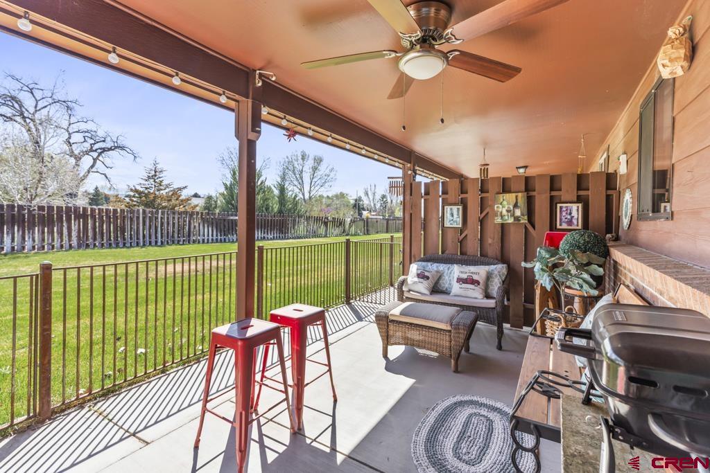 1043 Margo Court Property Photo 29