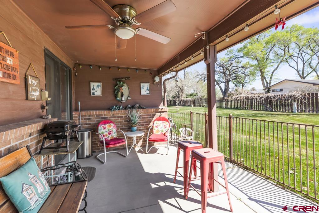 1043 Margo Court Property Photo 30