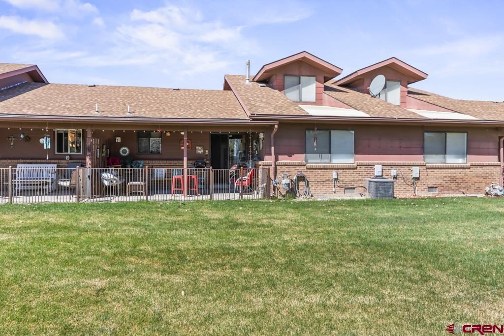 1043 Margo Court Property Photo 32