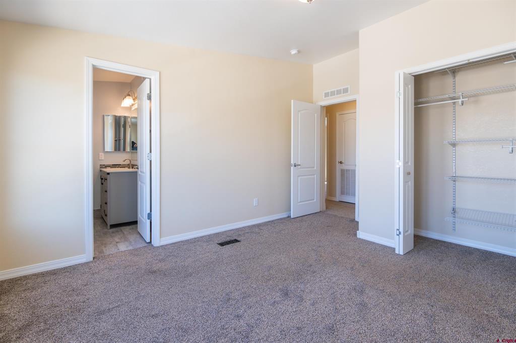 235 S 7th Street Property Photo 15