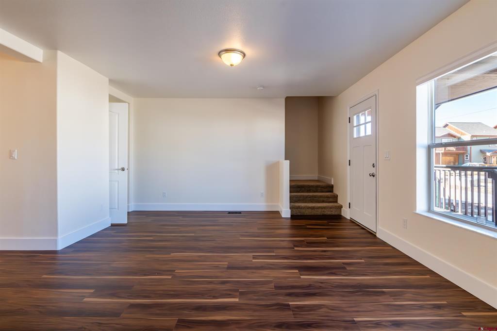 235 S 7th Street Property Photo 4