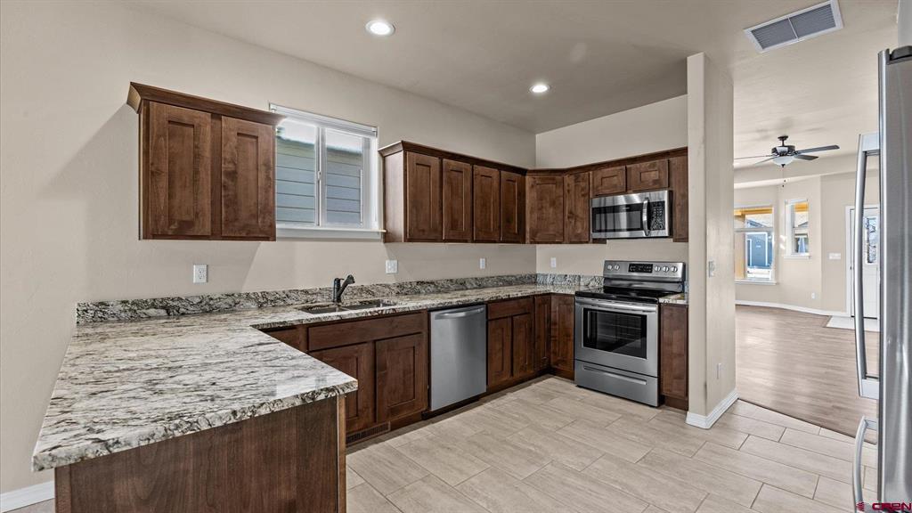 2105 Market Street Property Photo 4