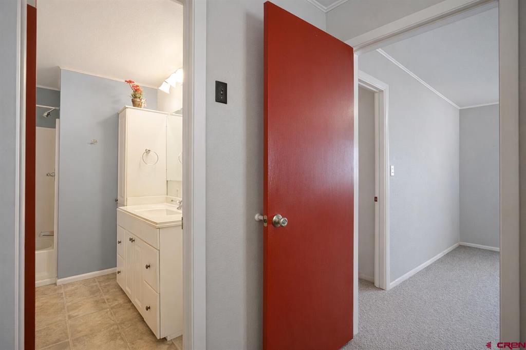 125 E 5th Street Property Photo 19