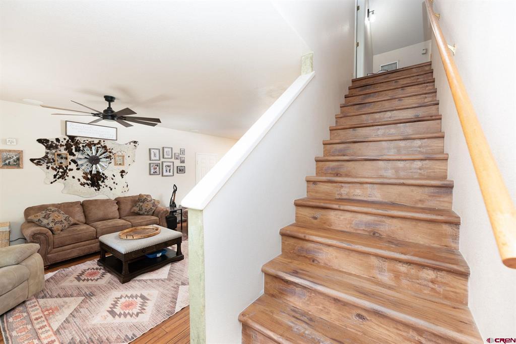 301 Colonial Court Property Photo 10
