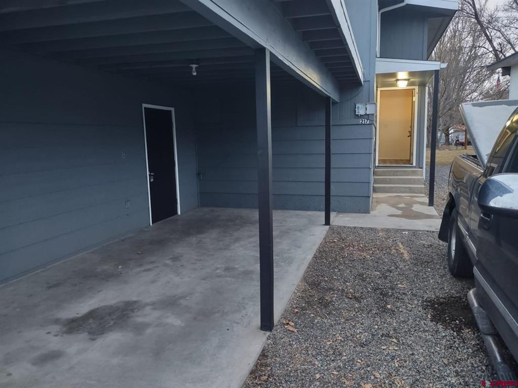 217 219 Rich Property Photo 5