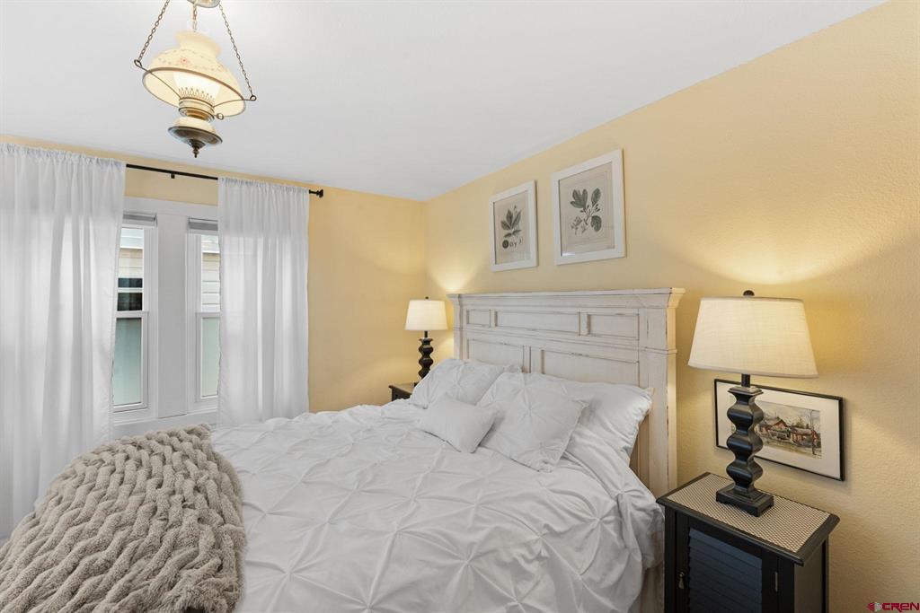 429 Whiterock Avenue Property Photo 22