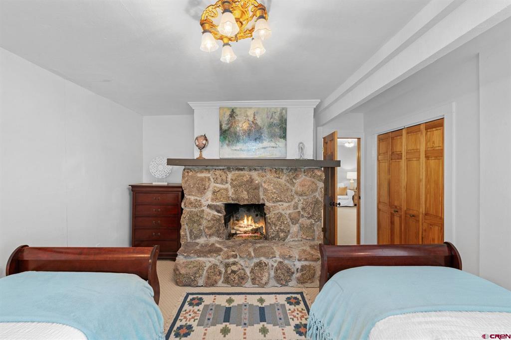 429 Whiterock Avenue Property Photo 38