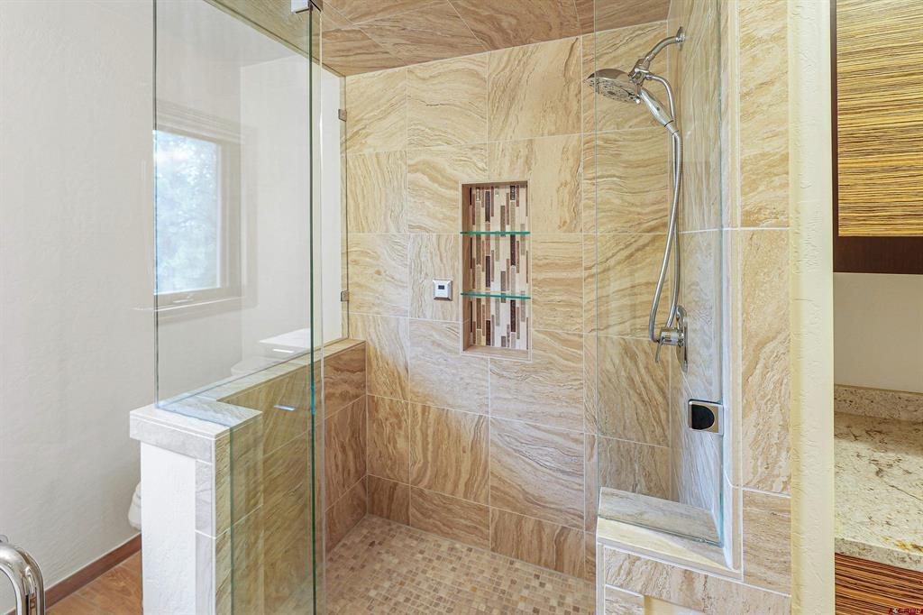 25 Perins Vista Property Photo 5