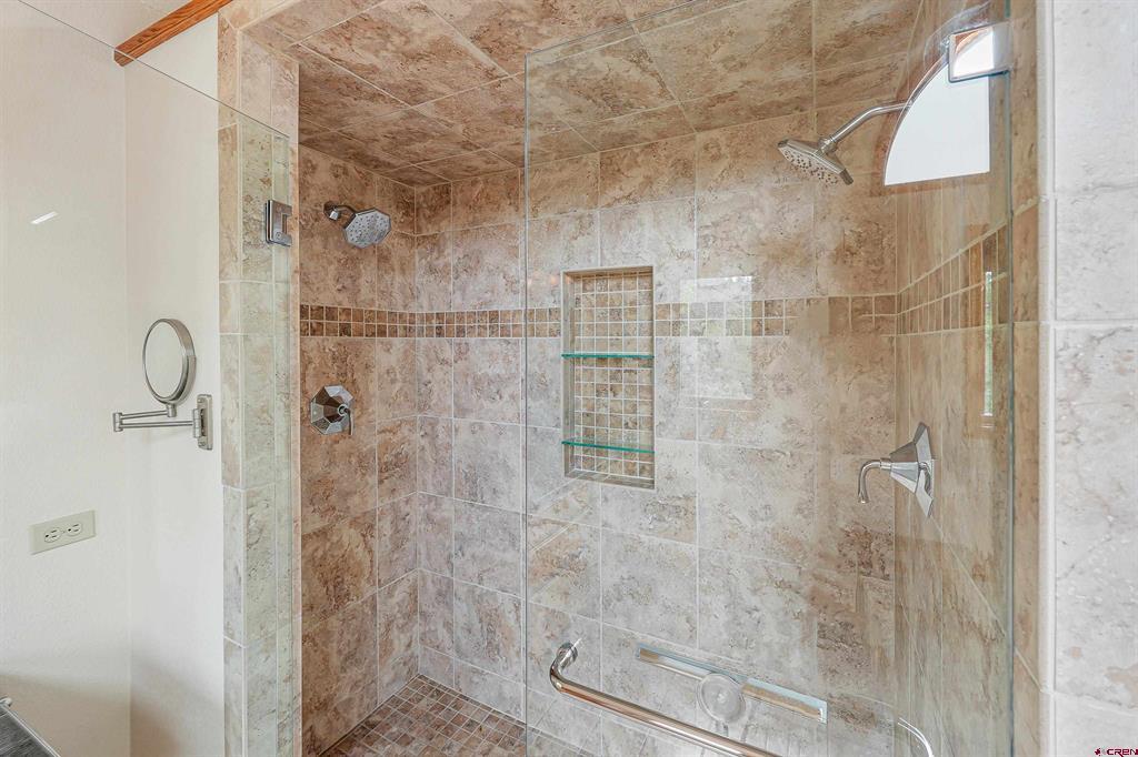25 Perins Vista Property Photo 22