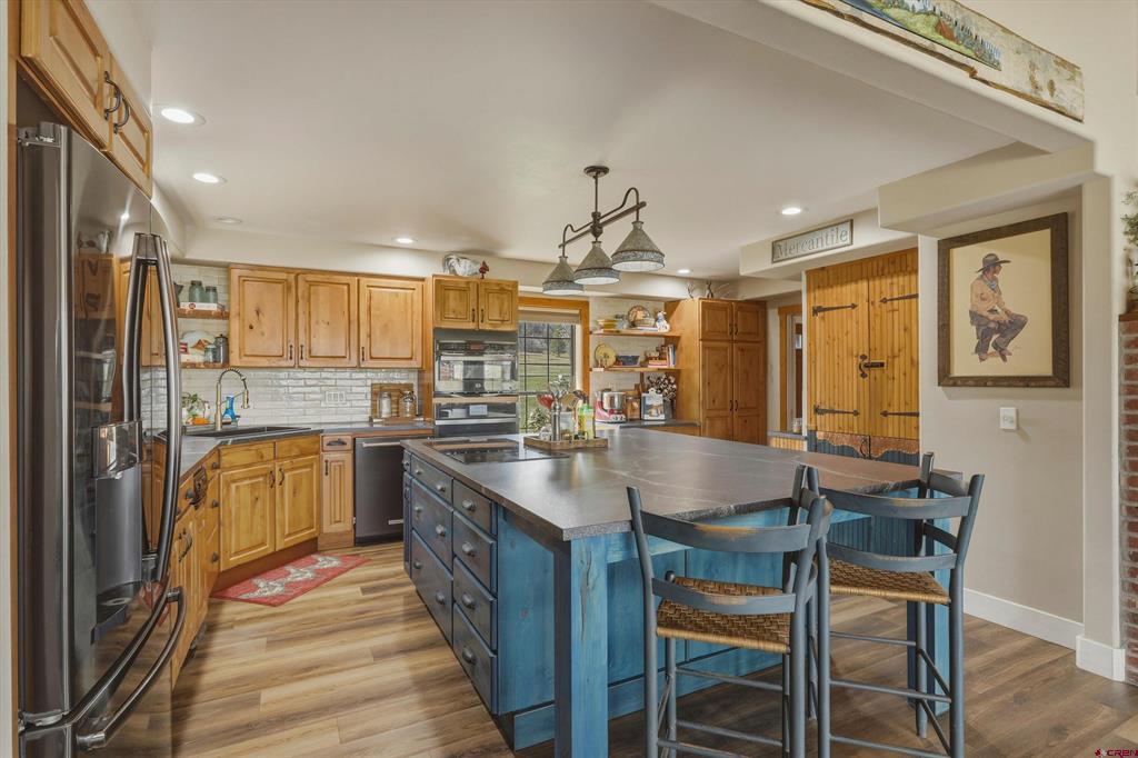 97 Horseshoe Circle Property Photo 7