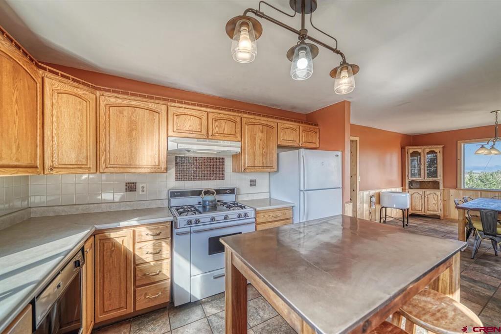 741 Wolf Road Property Photo 15