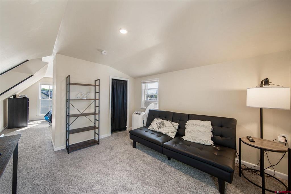 14 E South Street Property Photo 22