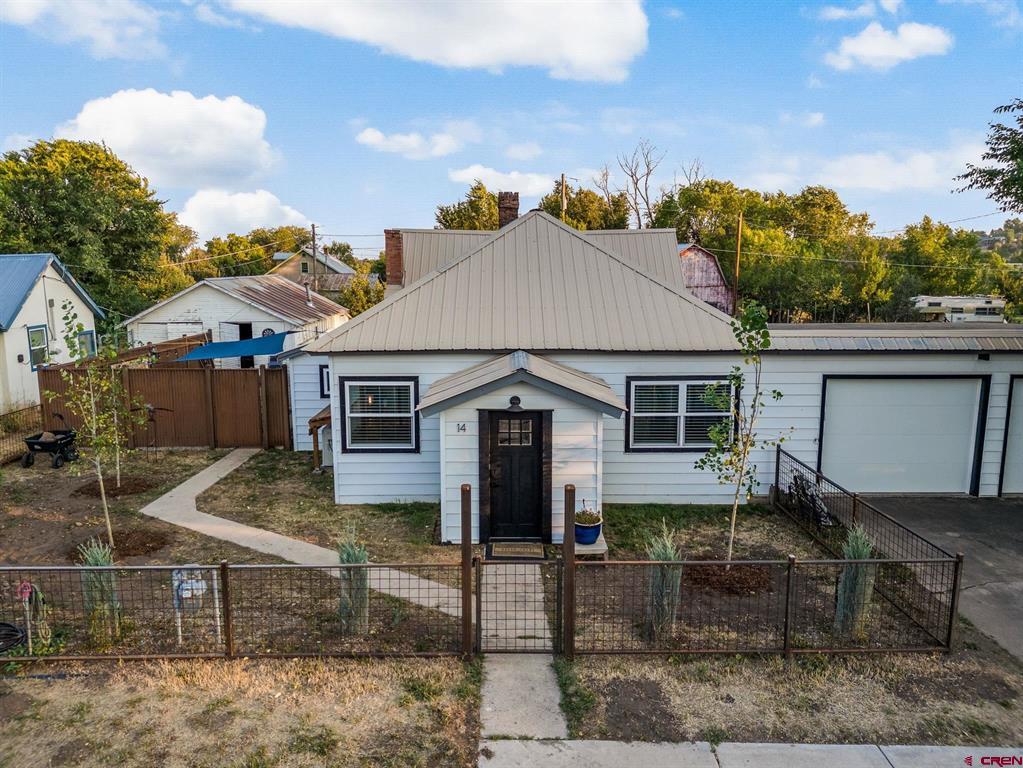 14 E South Street Property Photo 25