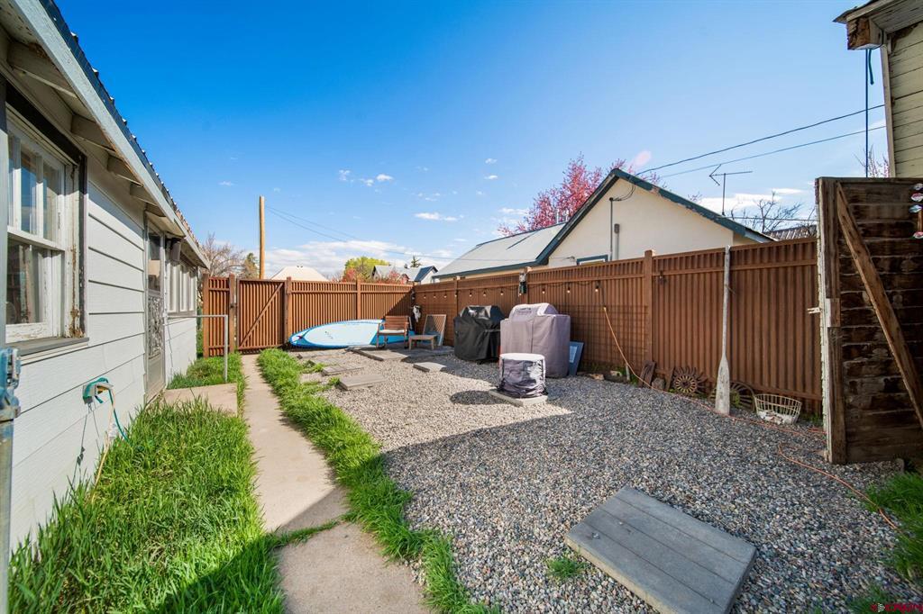 14 E South Street Property Photo 33