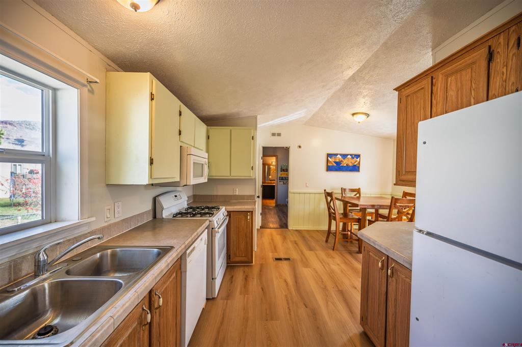 6000 County Road 203 Property Photo 7