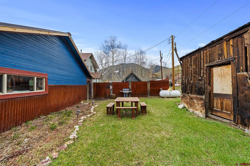 1257 Snowden Street Property Photo 7