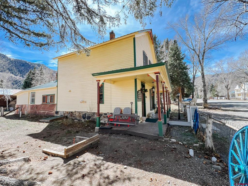 530 Silver Street Property Photo 33