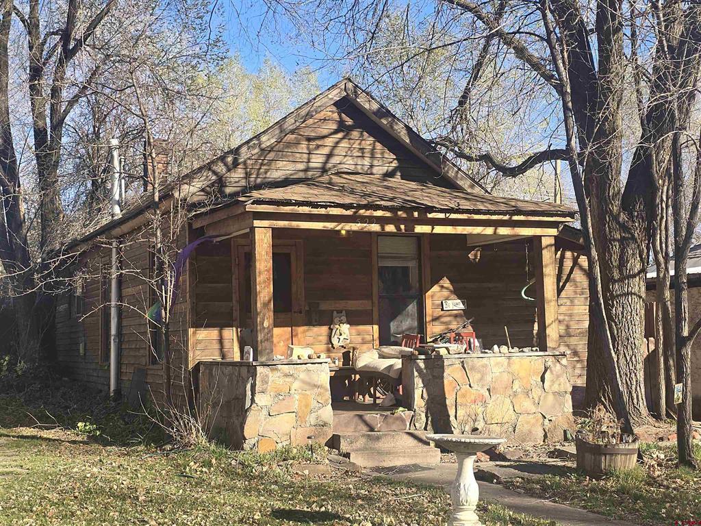 522 E 3rd Avenue Property Photo 1