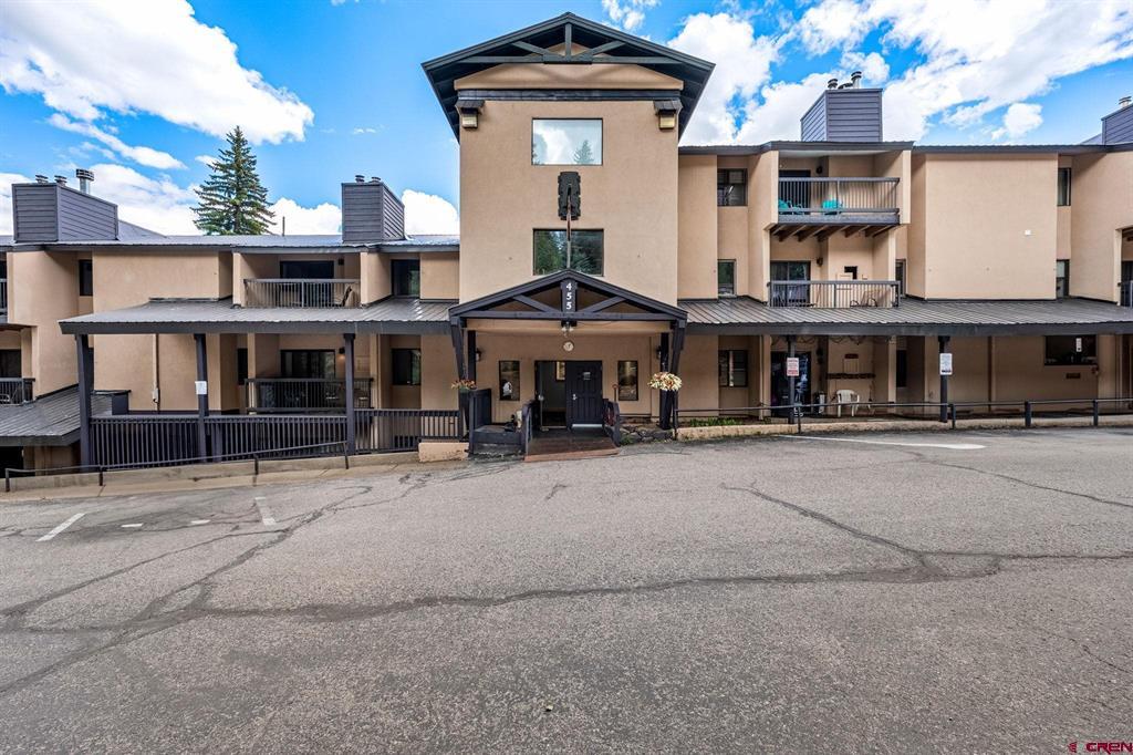 455 Sheol Street Property Photo 1